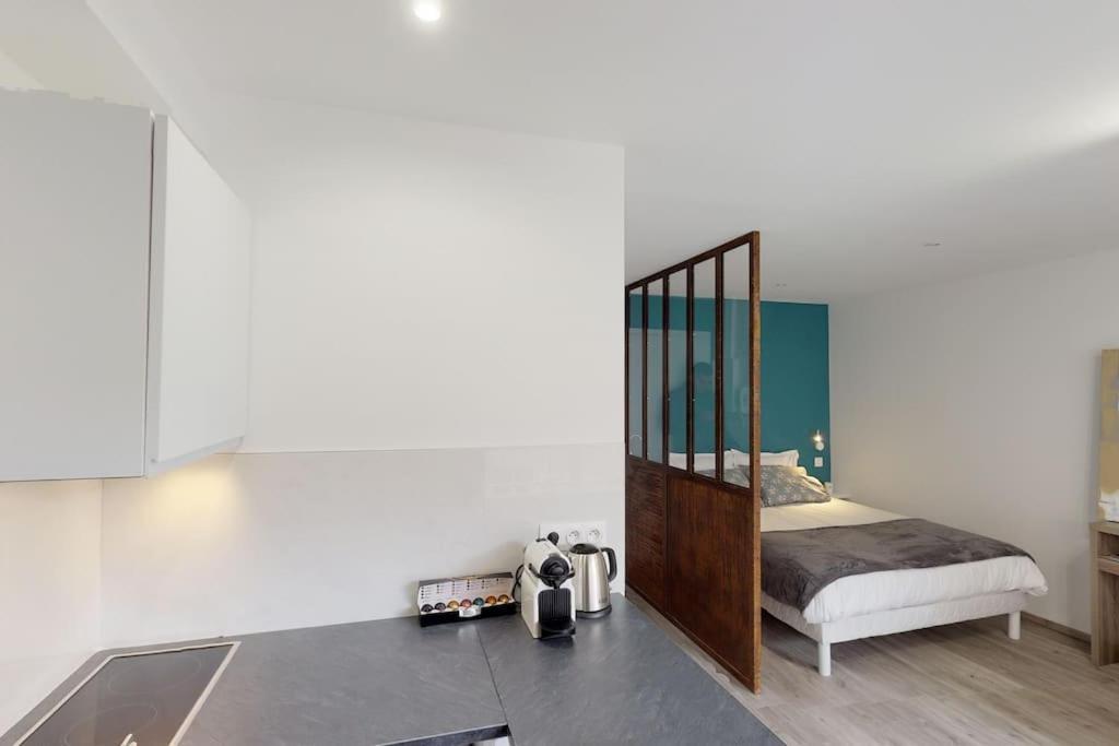 Apartment 3 Pers Piscine Parking Coeur De *